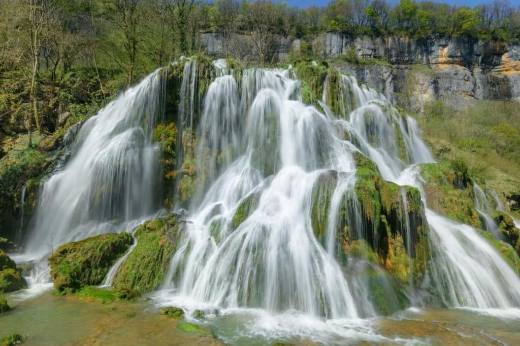 Gite De La Croix Du Dan Poligny  Dış mekan fotoğraf